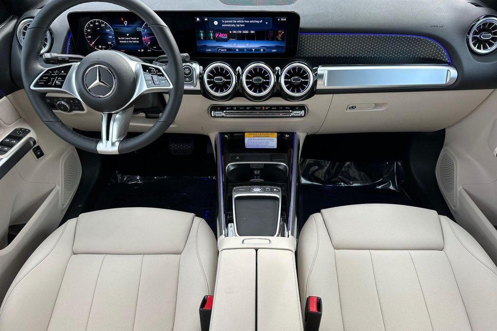 new 2025 Mercedes-Benz GLB 250 car, priced at $51,660