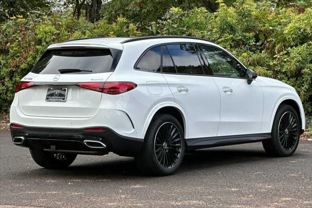 new 2024 Mercedes-Benz GLC 300 car, priced at $63,665