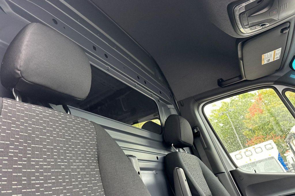 new 2026 Mercedes-Benz Sprinter 2500 car, priced at $62,986