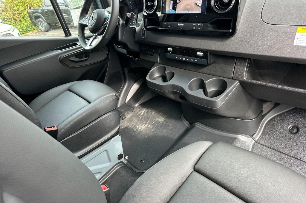 new 2025 Mercedes-Benz Sprinter 2500 car, priced at $72,641