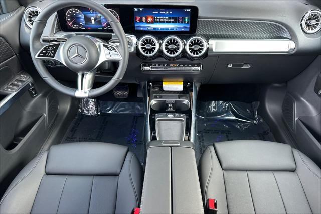 new 2025 Mercedes-Benz GLB 250 car, priced at $51,660