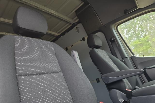 new 2025 Mercedes-Benz Sprinter 2500 car, priced at $72,008
