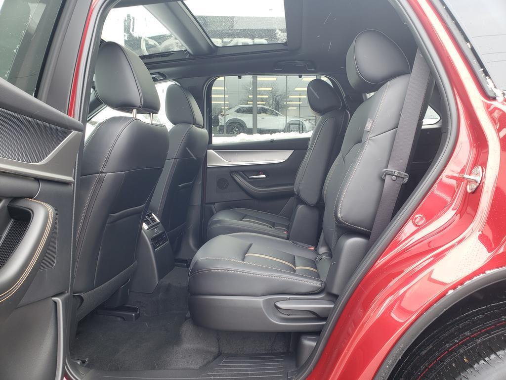 new 2025 Mazda CX-90 car, priced at $55,600