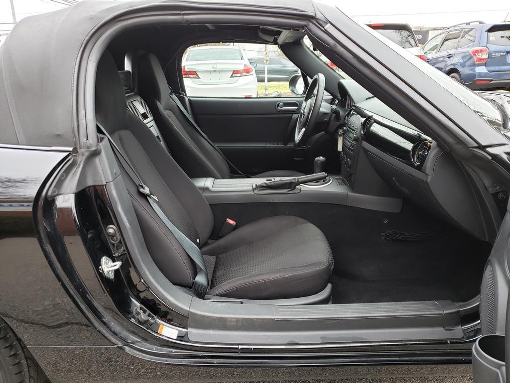 used 2006 Mazda MX-5 Miata car, priced at $12,294