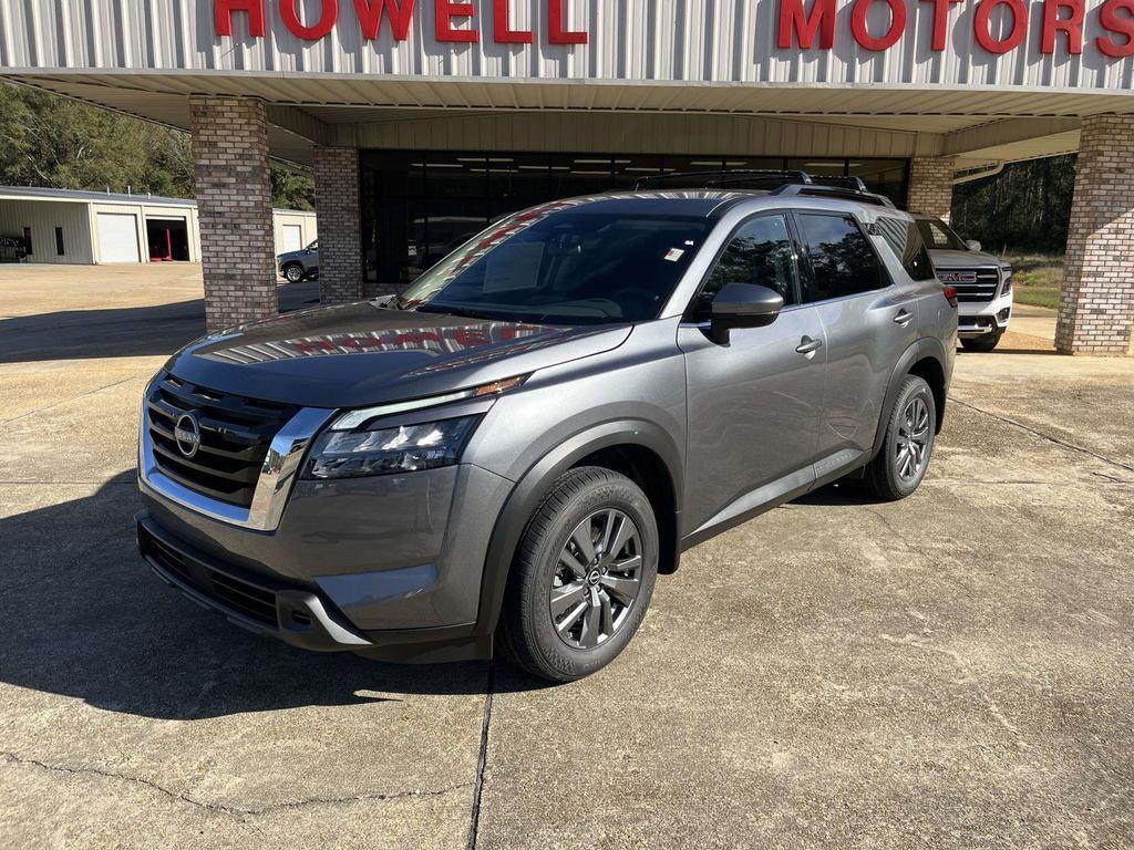 new 2025 Nissan Pathfinder car, priced at $40,890