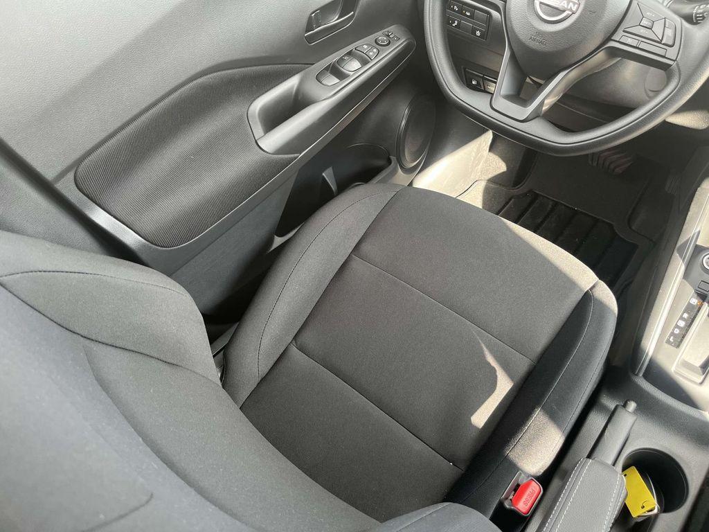 new 2025 Nissan Kicks car, priced at $23,850