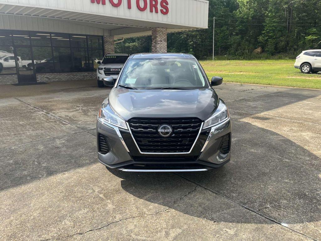 new 2025 Nissan Kicks car, priced at $23,850