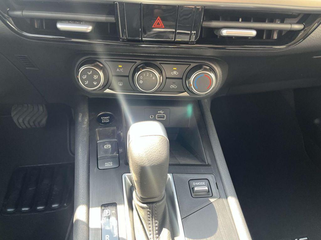 new 2025 Nissan Kicks car, priced at $23,840