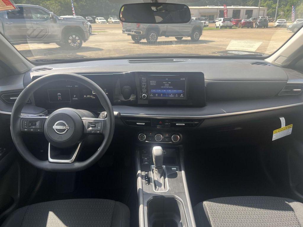 new 2025 Nissan Kicks car, priced at $23,840