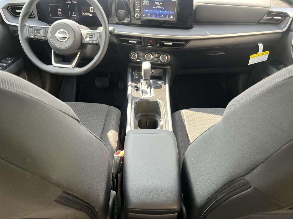 new 2025 Nissan Kicks car, priced at $23,840