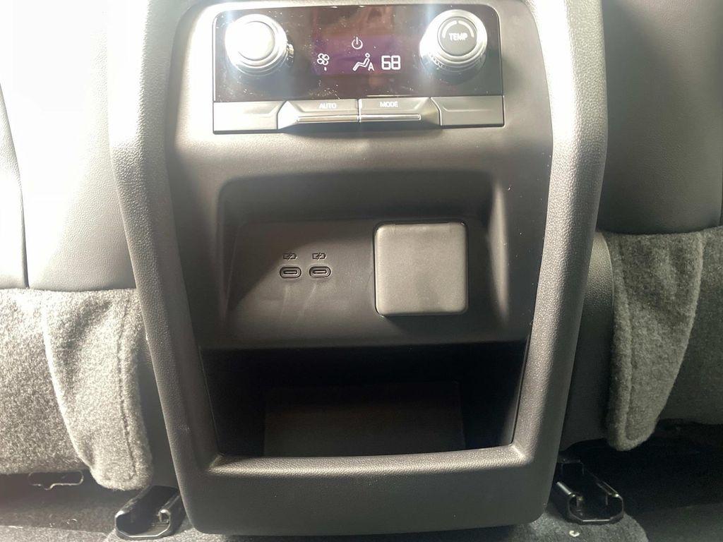 new 2024 GMC Acadia car, priced at $43,995