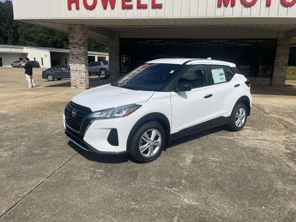new 2025 Nissan Kicks car, priced at $23,850