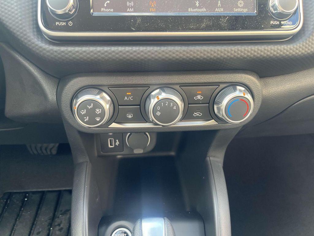 new 2025 Nissan Kicks car, priced at $23,850