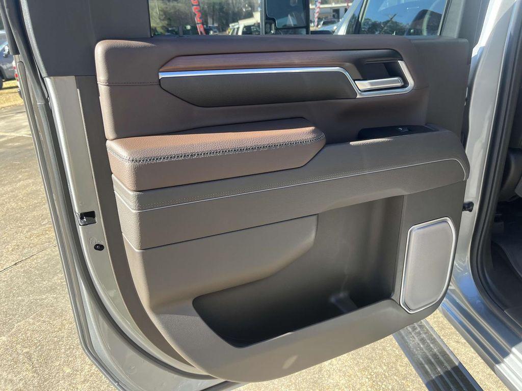 new 2025 GMC Sierra 2500 car, priced at $90,195