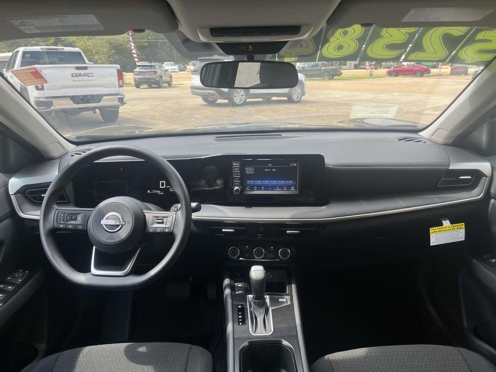 new 2025 Nissan Kicks car, priced at $23,840