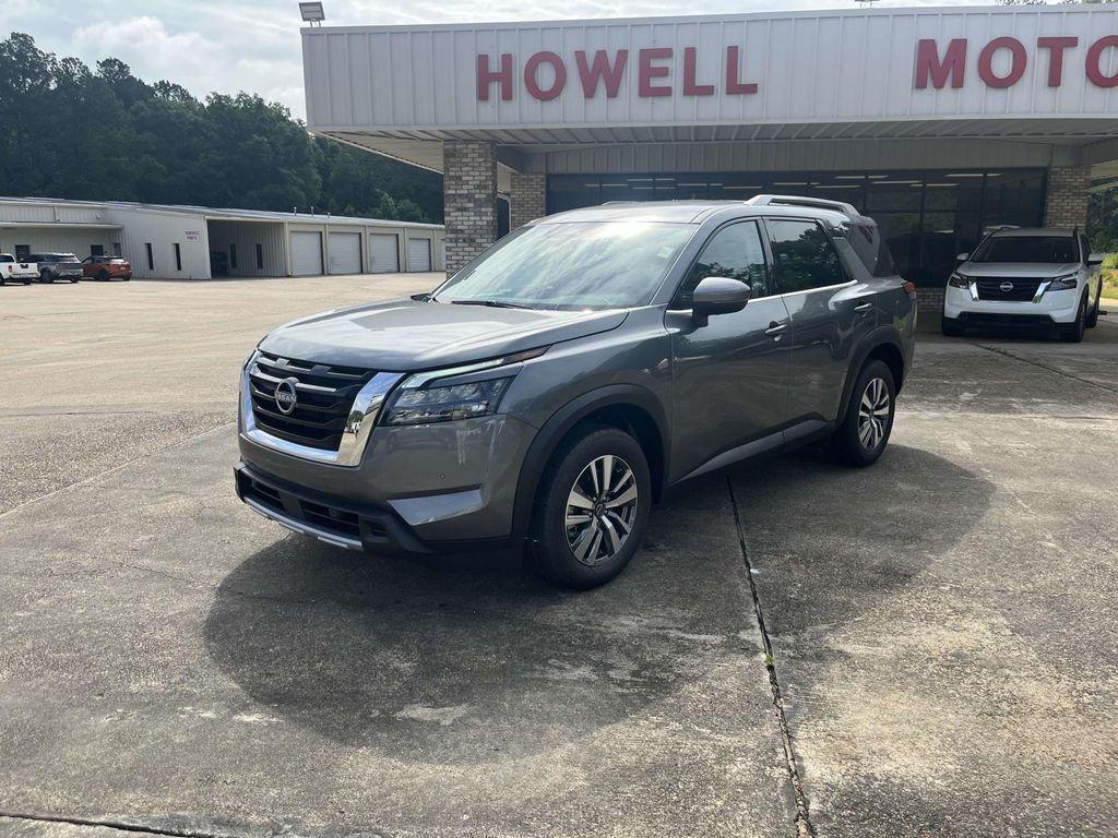 new 2025 Nissan Pathfinder car, priced at $40,785