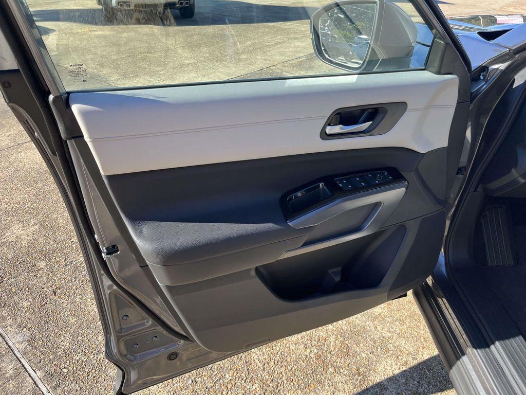 new 2025 Nissan Pathfinder car, priced at $43,090