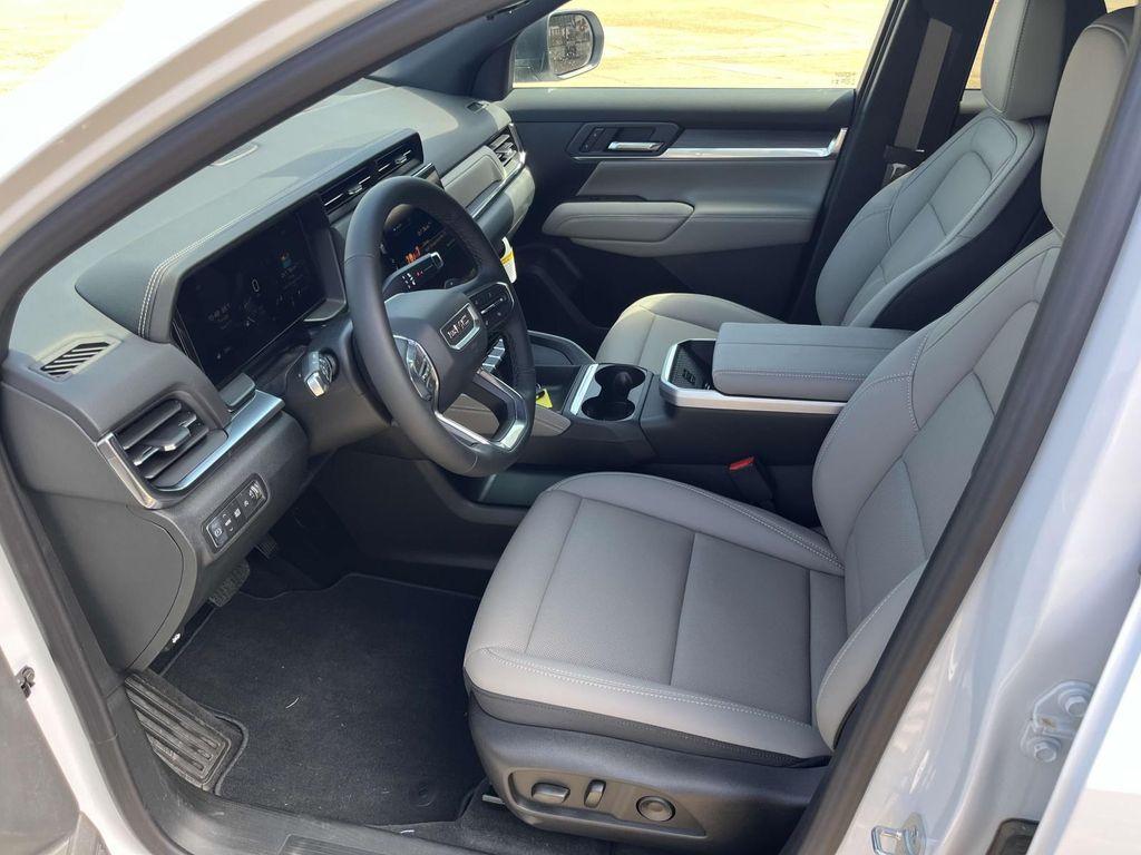 new 2026 GMC Terrain car, priced at $35,090