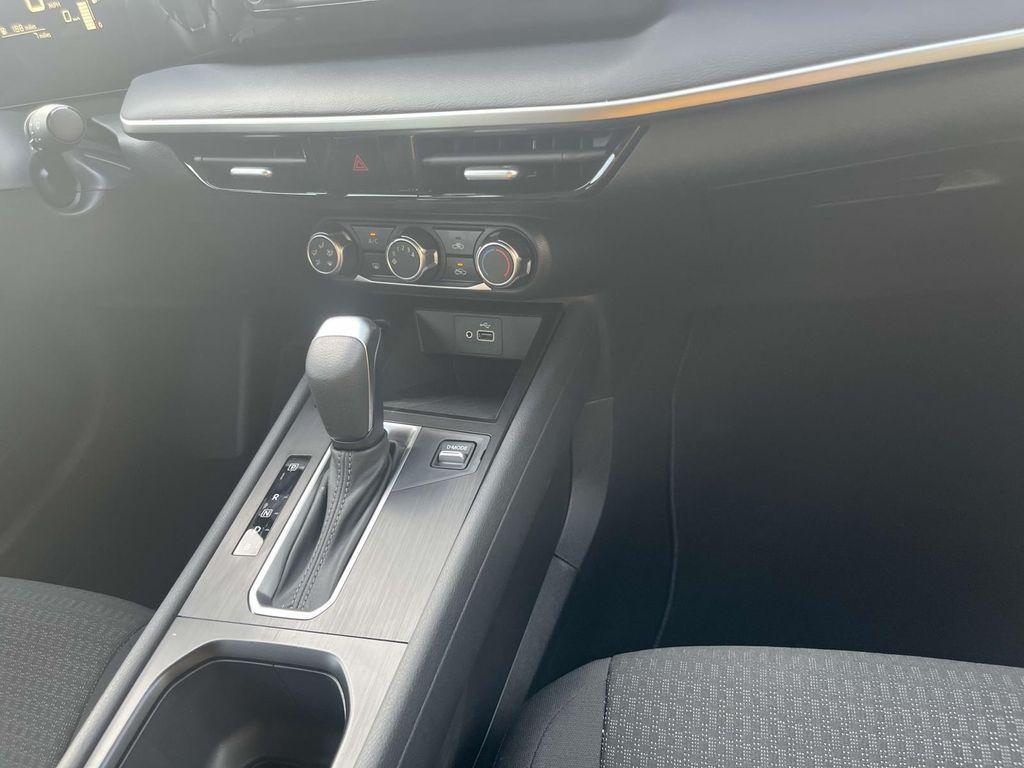 new 2025 Nissan Kicks car, priced at $23,840