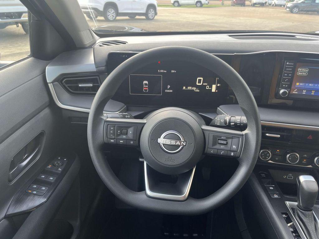 new 2025 Nissan Kicks car, priced at $23,840