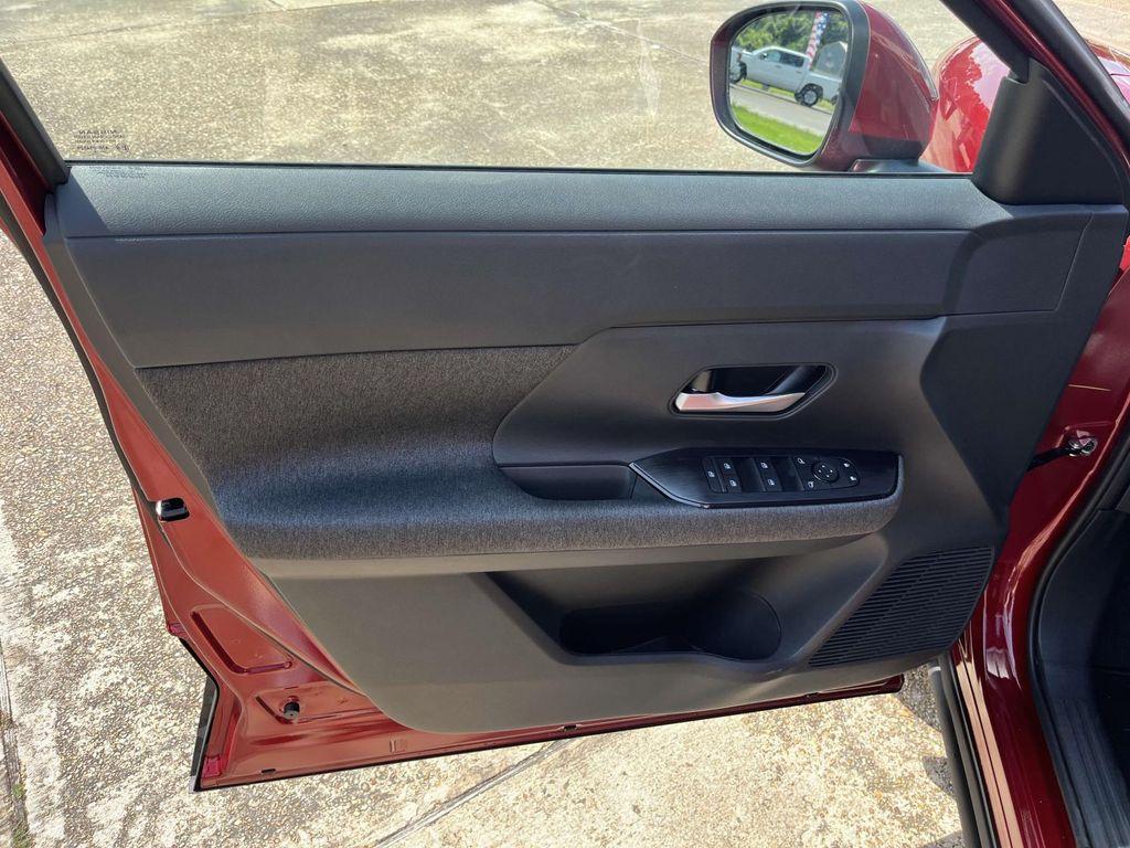 new 2025 Nissan Kicks car, priced at $25,720