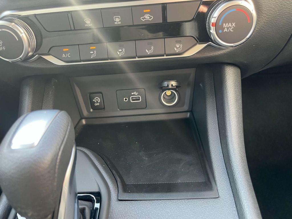 new 2025 Nissan Sentra car, priced at $22,925