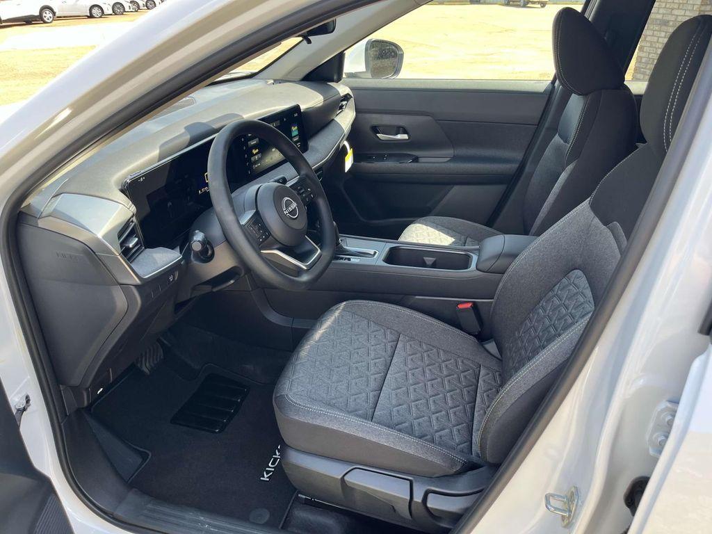 new 2025 Nissan Kicks car, priced at $25,095