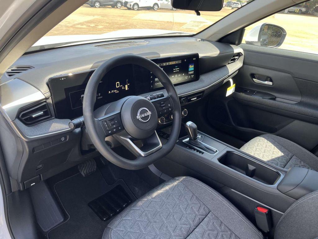 new 2025 Nissan Kicks car, priced at $25,095