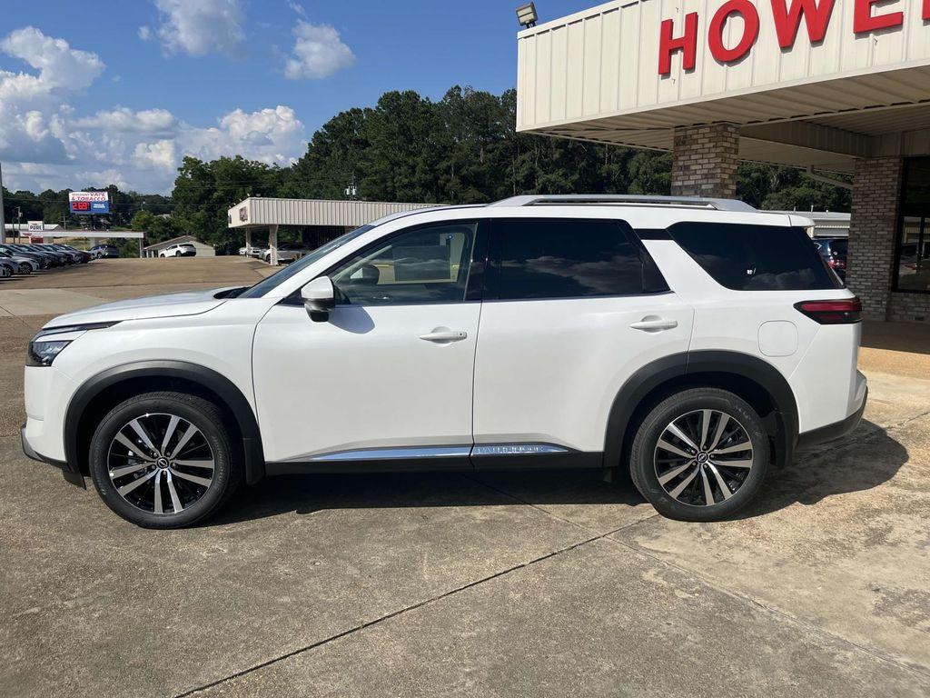 new 2025 Nissan Pathfinder car, priced at $48,560