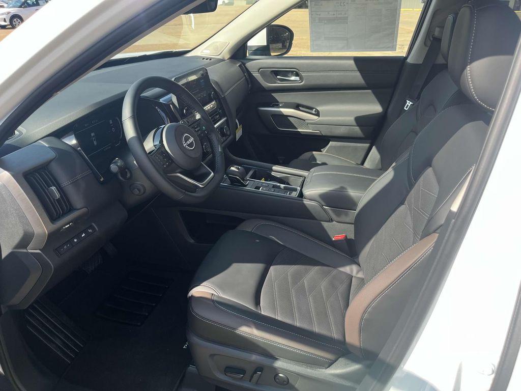 new 2025 Nissan Pathfinder car, priced at $48,560
