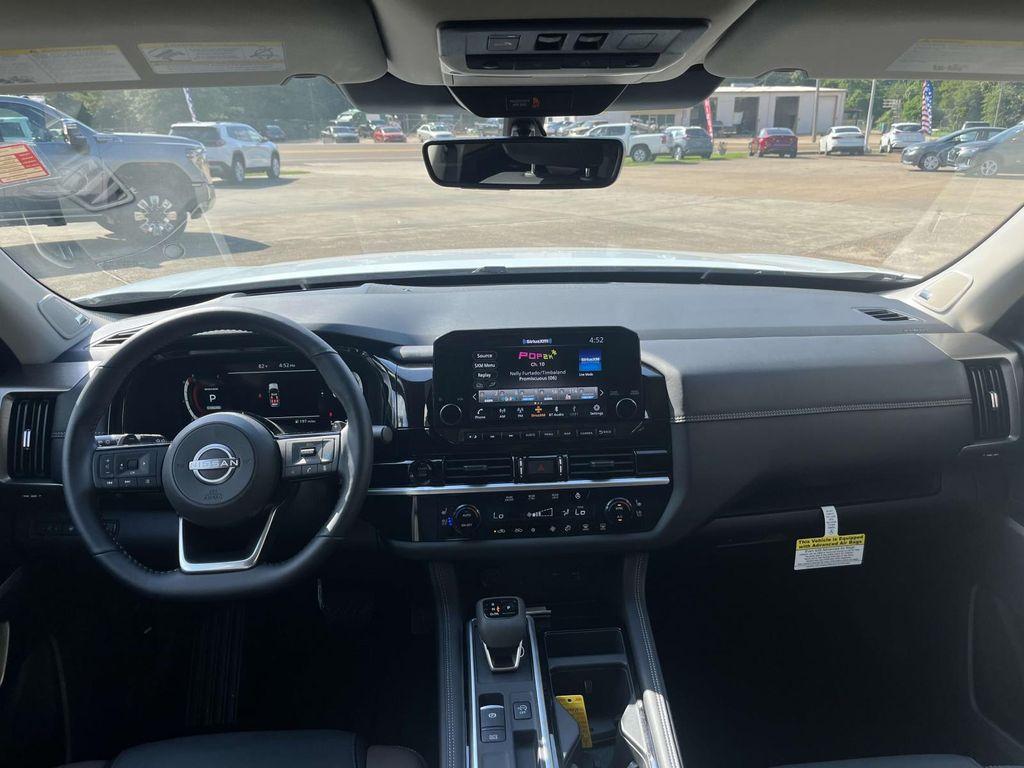 new 2025 Nissan Pathfinder car, priced at $48,560