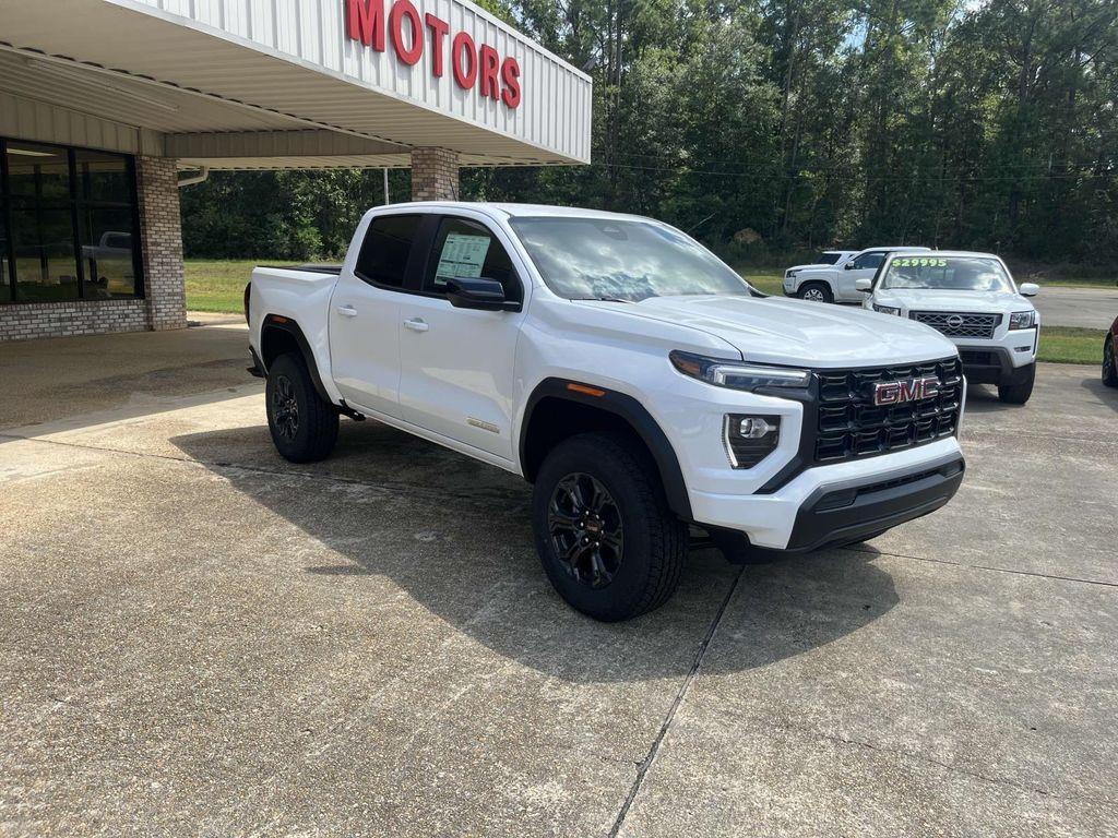 new 2025 GMC Canyon car, priced at $40,570