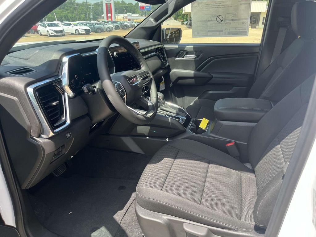 new 2025 GMC Canyon car, priced at $40,570