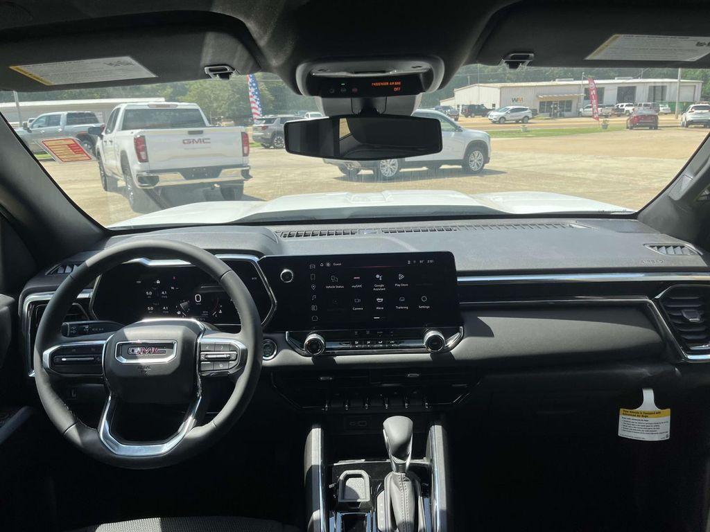 new 2025 GMC Canyon car, priced at $40,570