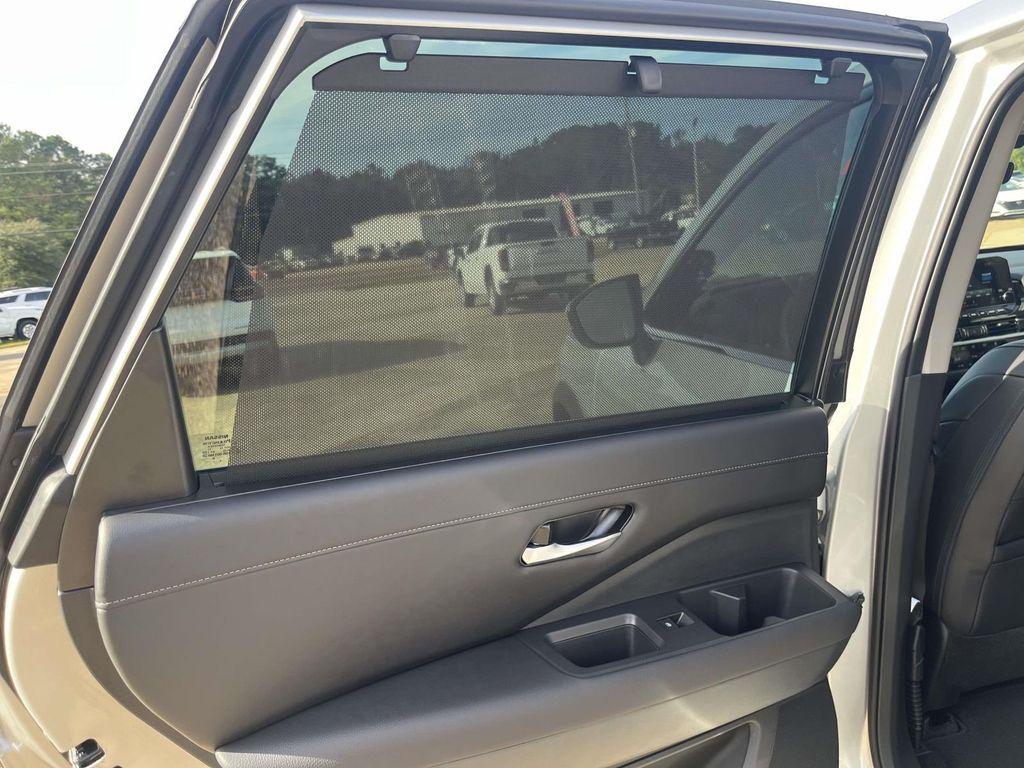 new 2025 Nissan Pathfinder car, priced at $42,665