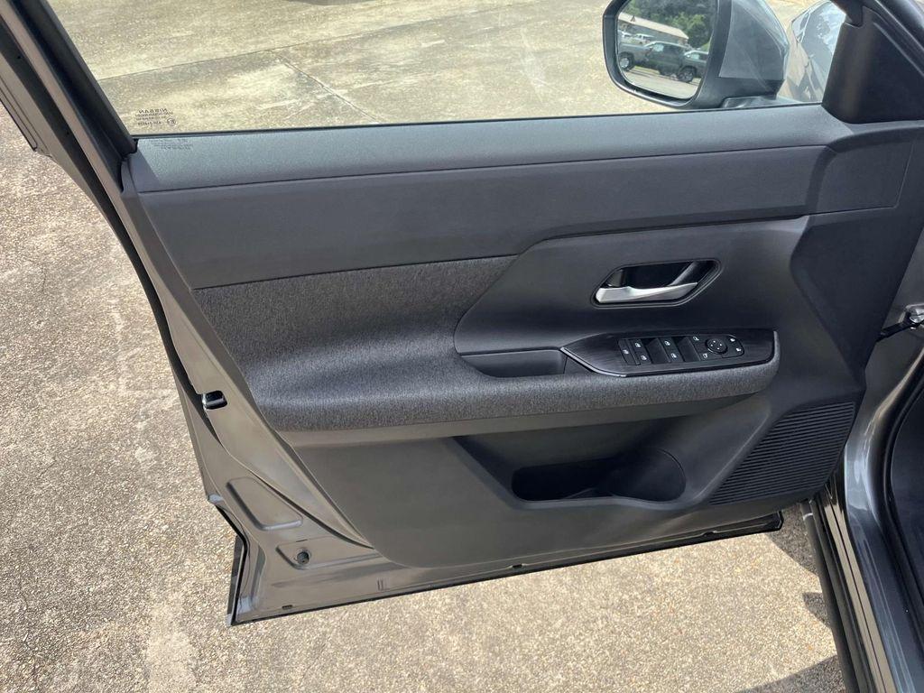 new 2025 Nissan Kicks car, priced at $25,155