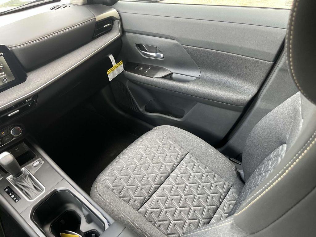 new 2025 Nissan Kicks car, priced at $25,155