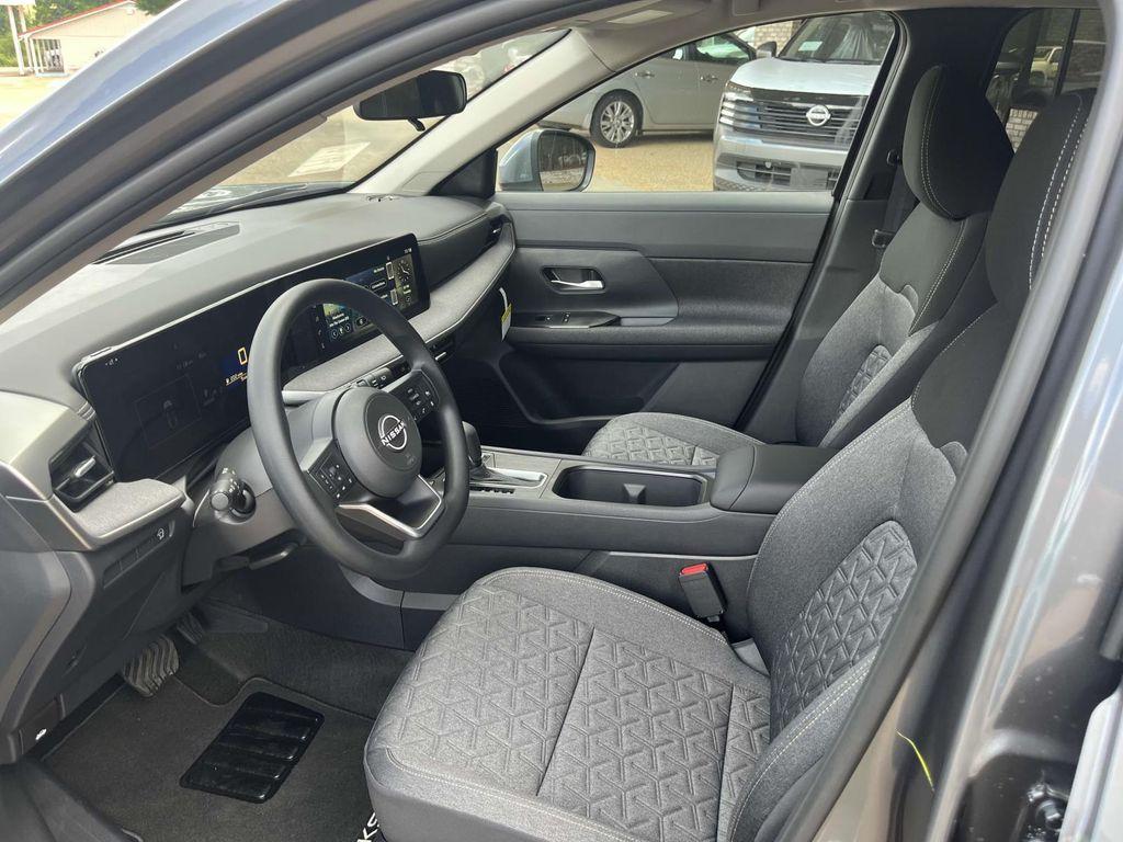 new 2025 Nissan Kicks car, priced at $25,155