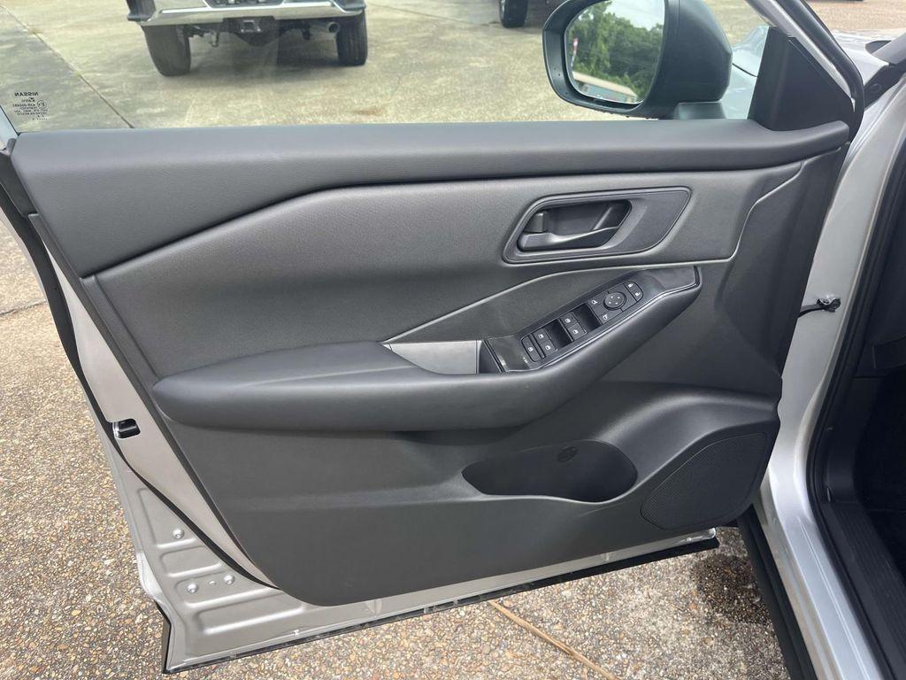 new 2025 Nissan Rogue car, priced at $30,359