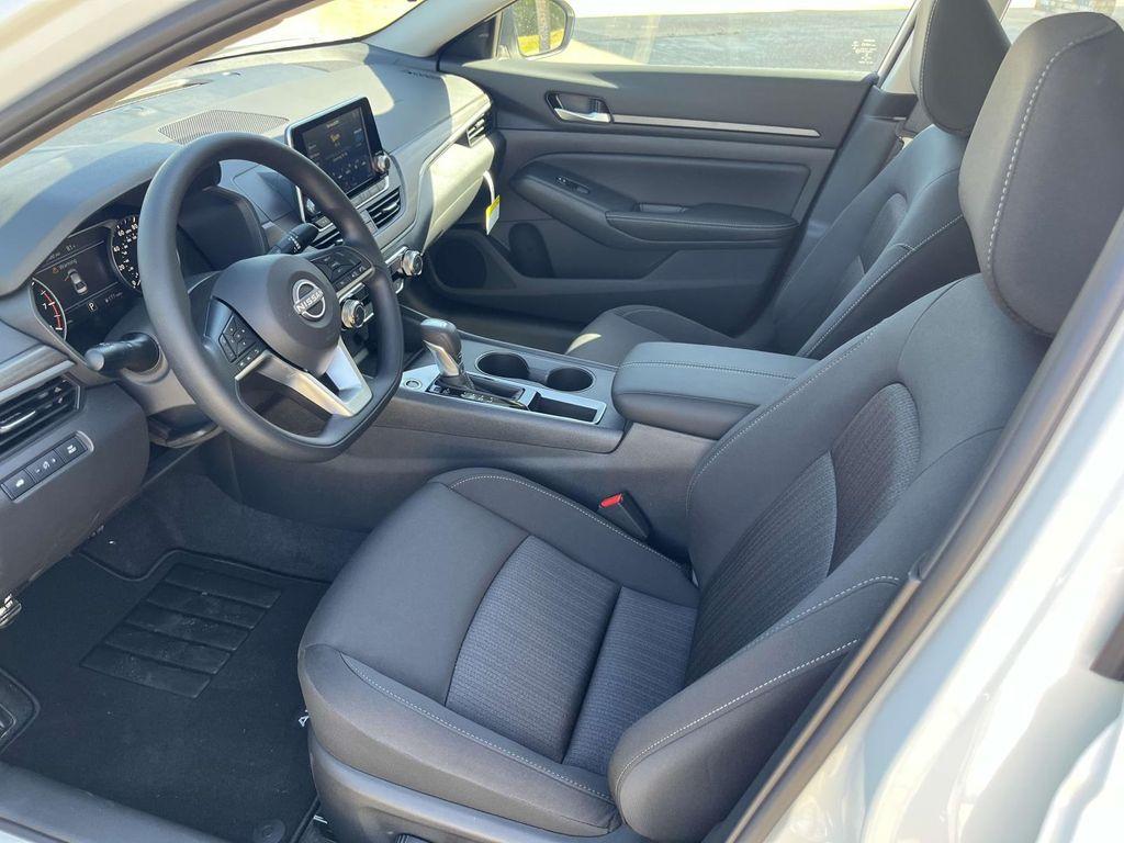 new 2025 Nissan Altima car, priced at $28,499