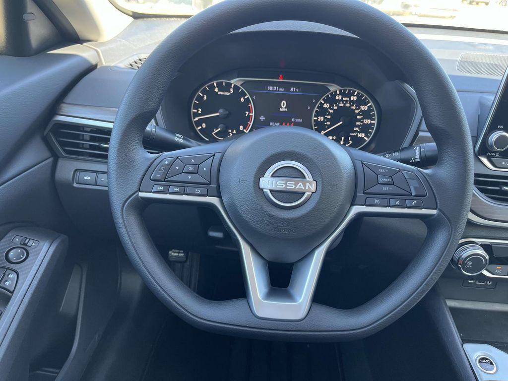 new 2025 Nissan Altima car, priced at $28,499