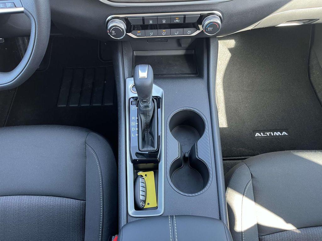 new 2025 Nissan Altima car, priced at $28,499