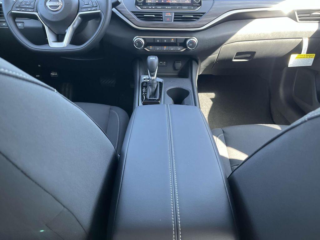 new 2025 Nissan Altima car, priced at $28,499