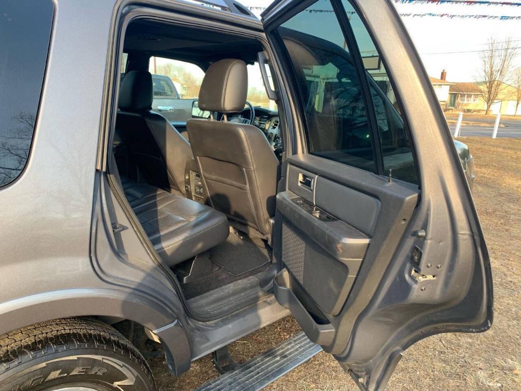 used 2014 Ford Expedition car, priced at $7,800