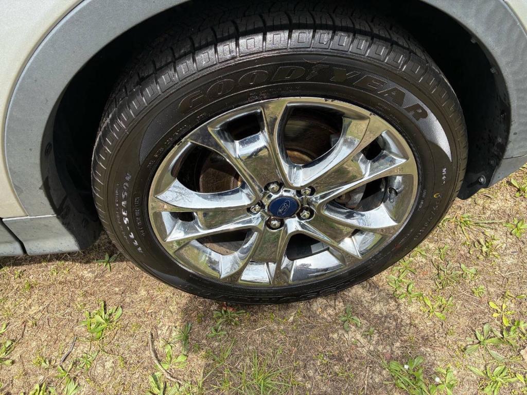 used 2015 Ford Escape car, priced at $6,800