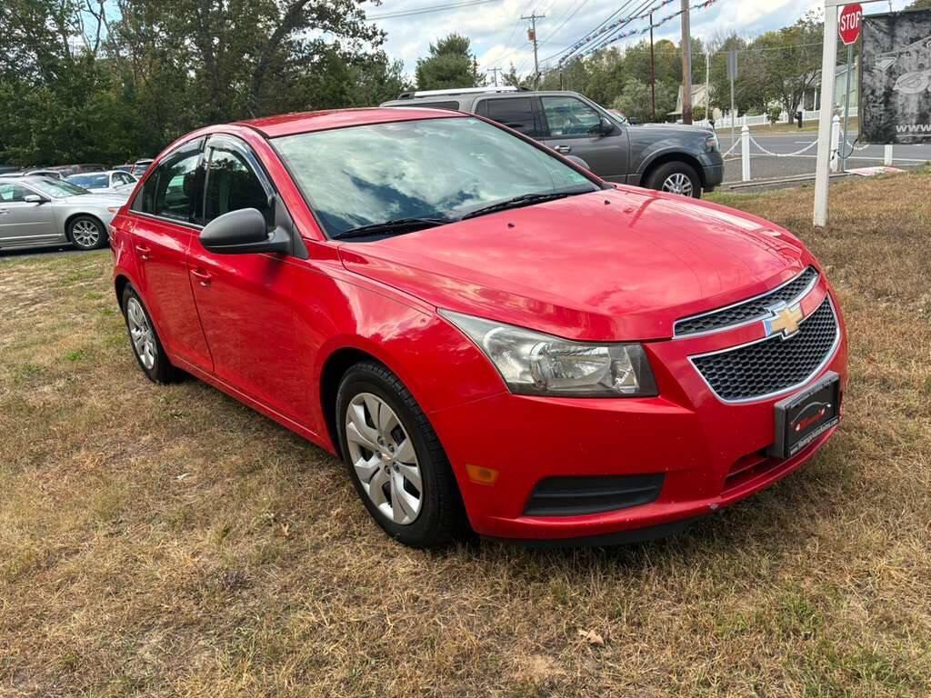 used 2014 Chevrolet Cruze car, priced at $4,850
