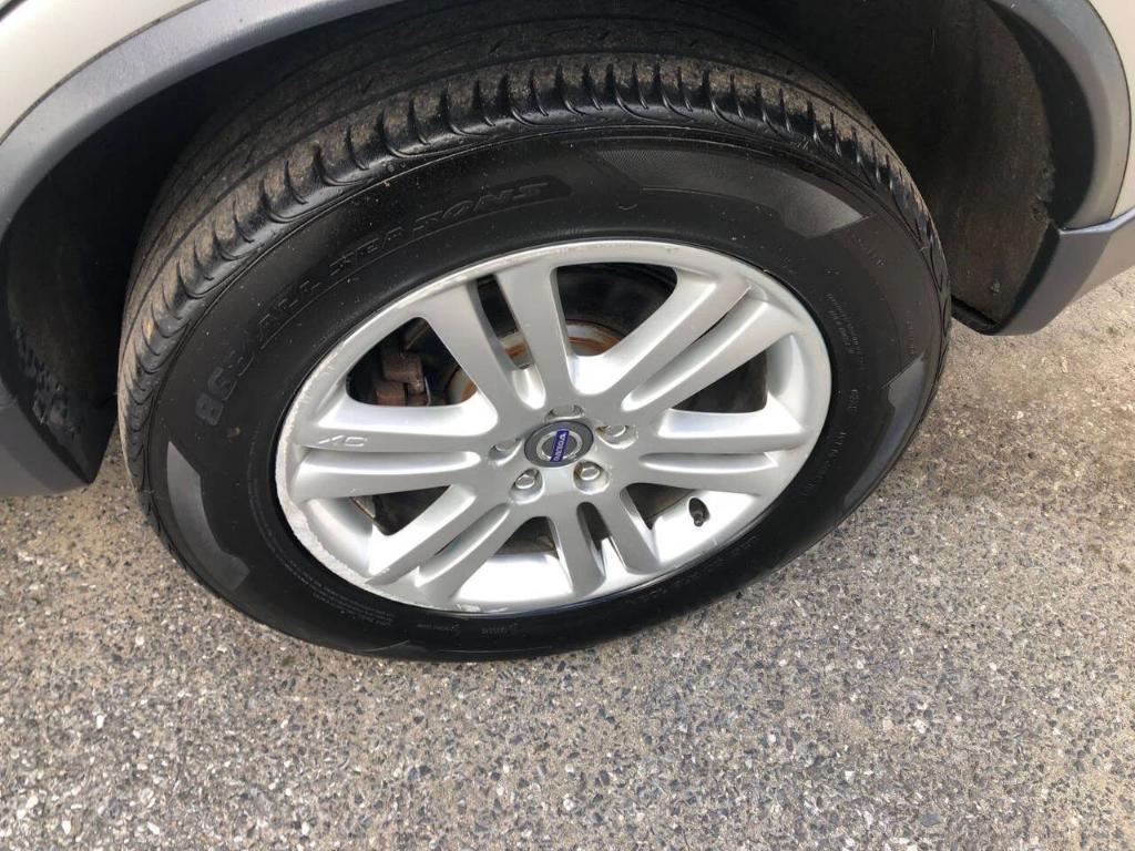 used 2011 Volvo XC90 car, priced at $3,995