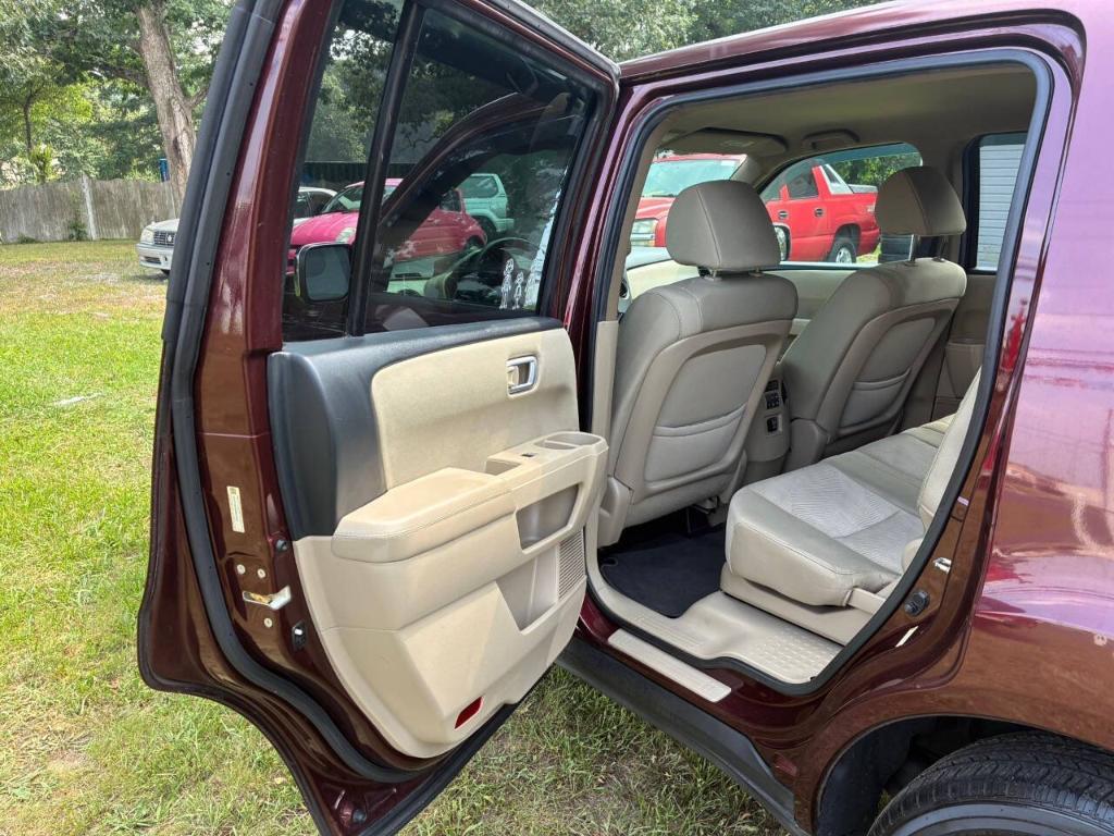used 2013 Honda Pilot car, priced at $6,850