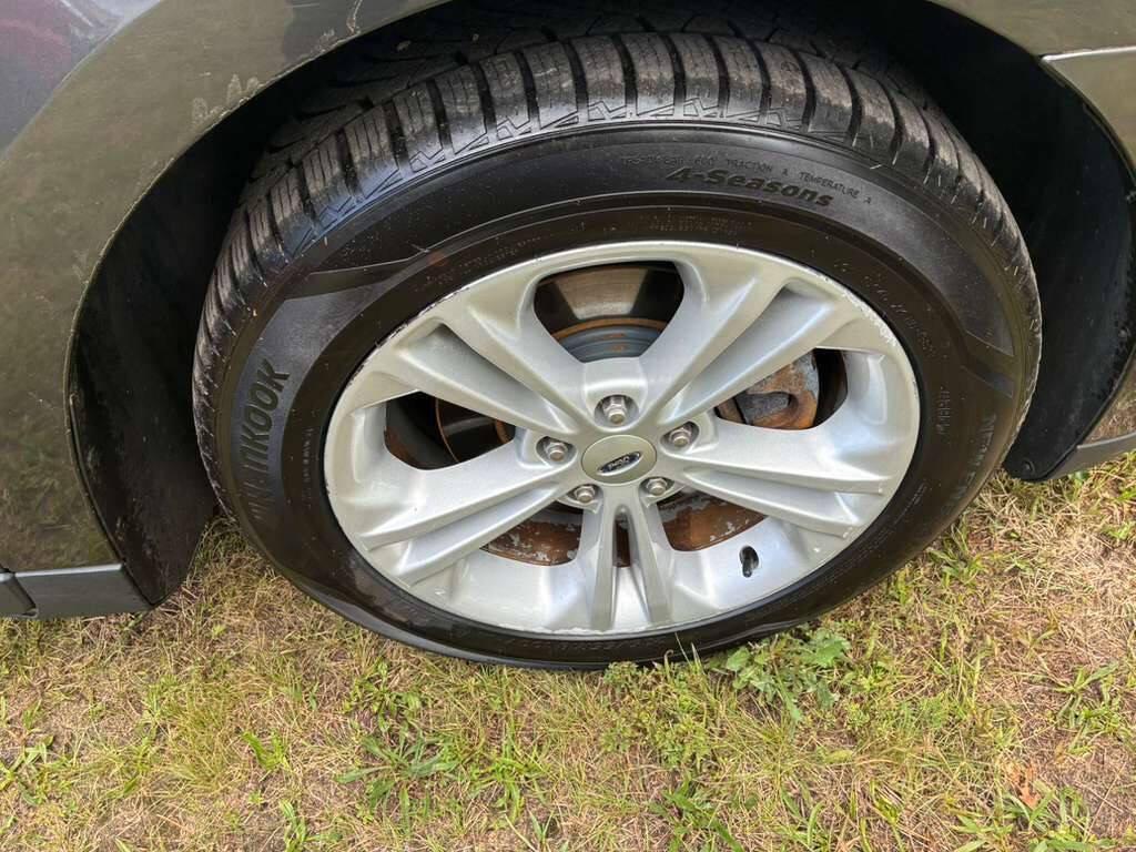 used 2015 Ford Taurus car, priced at $7,450