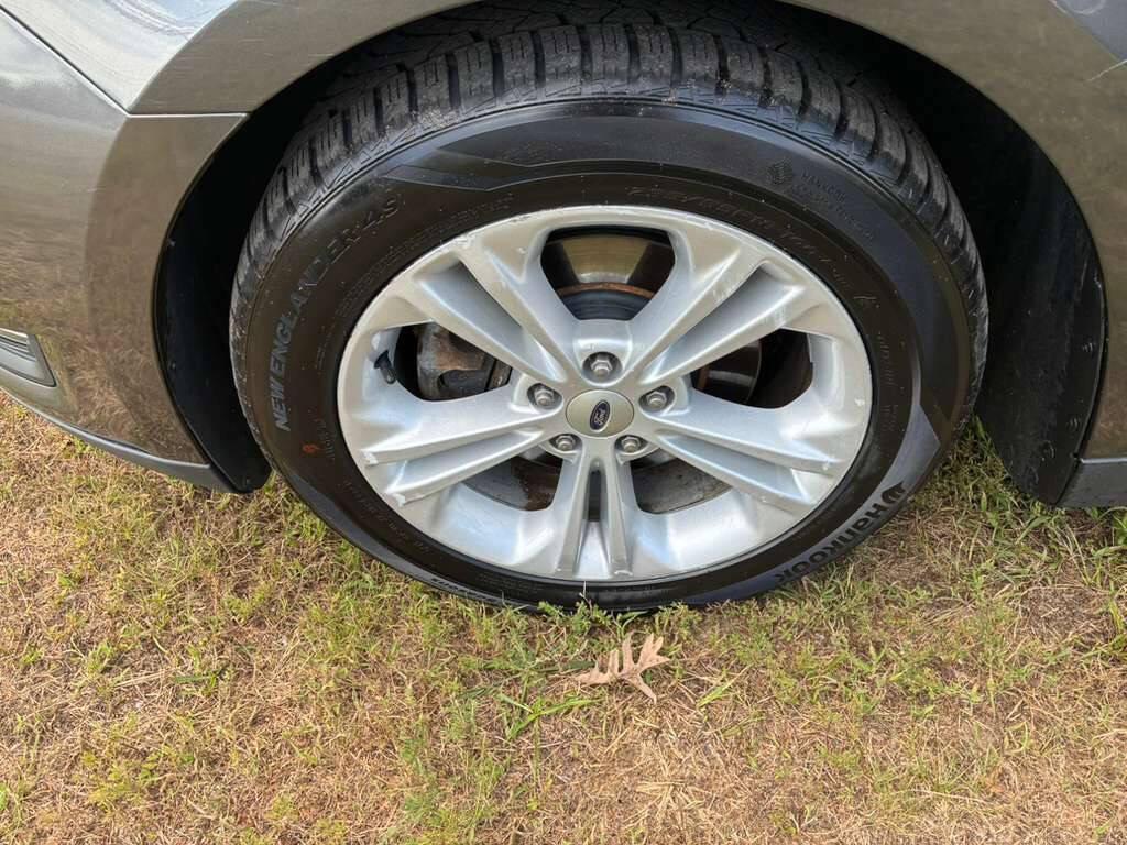 used 2015 Ford Taurus car, priced at $7,450